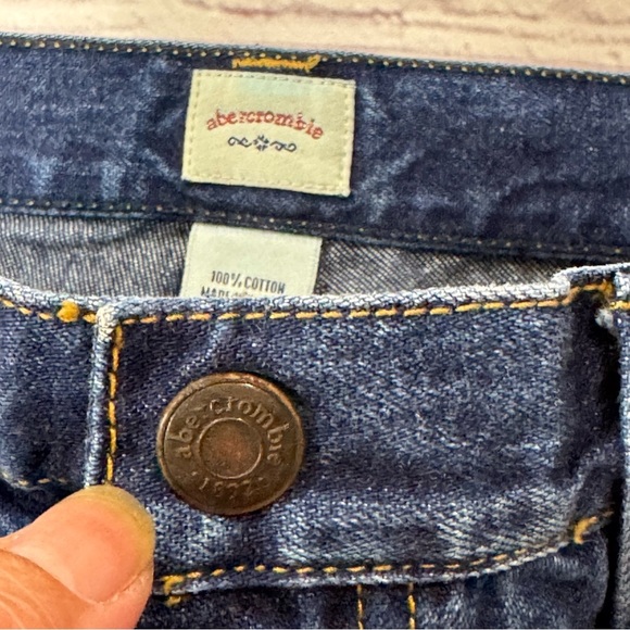 ABERCROMBIE & FITCH abercrombie girl’s Denim Mini Skirt with Patches sz 16 EUC - Picture 6 of 8